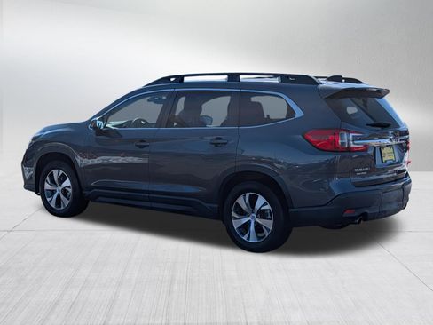 Used 2024 Subaru Ascent Premium w/ Convenience Package image 5