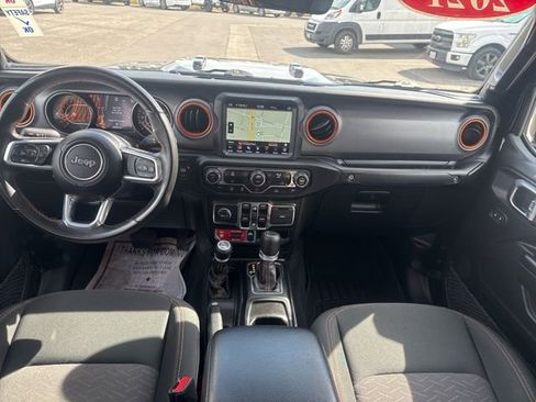 Used 2021 Jeep Gladiator Mojave image 23