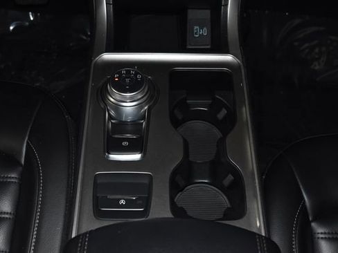 Used 2024 Ford Edge SEL image 19