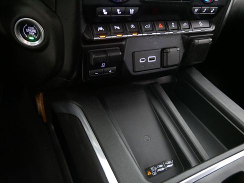 Used 2021 GMC Sierra 1500 AT4 w/ AT4 Value Package image 30