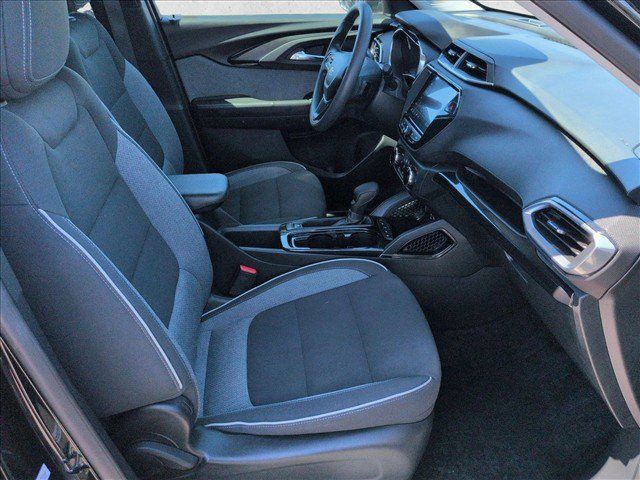 Certified 2023 Chevrolet TrailBlazer LT w/ Convenience Package FWD image 27
