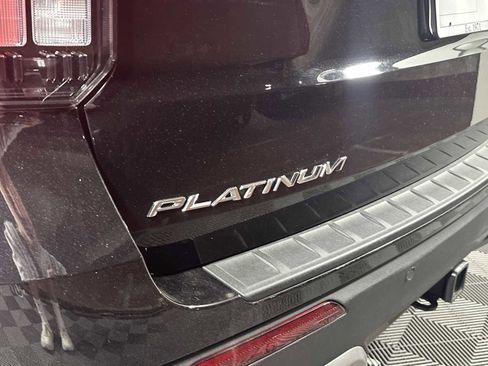 Used 2025 Ford Explorer Platinum RWD image 22