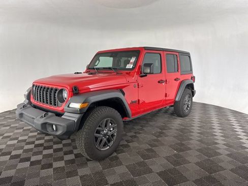 Used 2024 Jeep Wrangler Unlimited Sport AWD/4WD image 5
