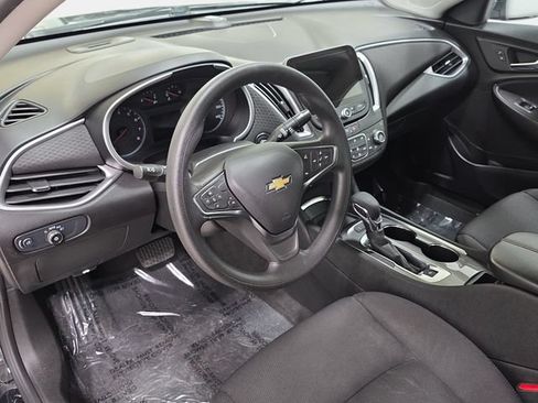Used 2024 Chevrolet Malibu LT FWD image 16