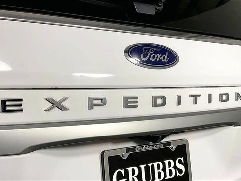 Used 2024 Ford Expedition XLT RWD image 41