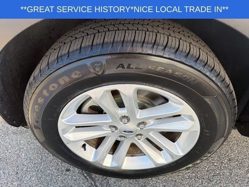 Used 2015 Ford Explorer XLT w/ Equipment Group 202B AWD/4WD image 16