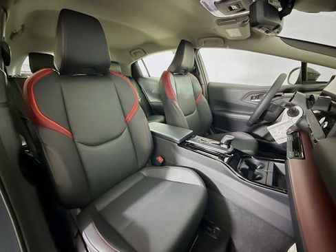 New 2026 Toyota Prius Plug-In Hybrid image 27