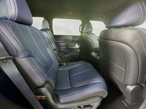 New 2026 INFINITI QX80 4WD w/ Sport Exterior Package image 35