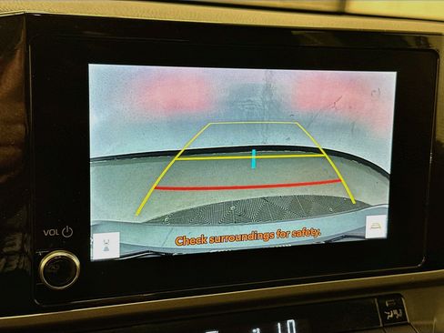 Used 2025 Toyota Camry SE FWD image 23