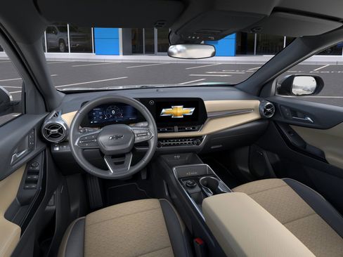 New 2026 Chevrolet Equinox ACTIV w/ Convenience Package III FWD image 13