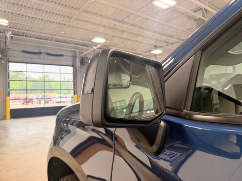 Used 2022 Chevrolet Silverado 1500 RST AWD/4WD image 18