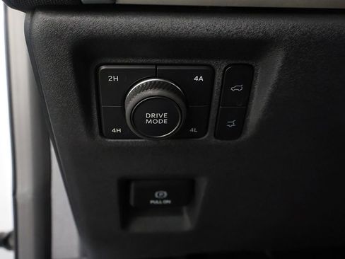 Used 2025 Ford Expedition Max Active AWD/4WD image 37
