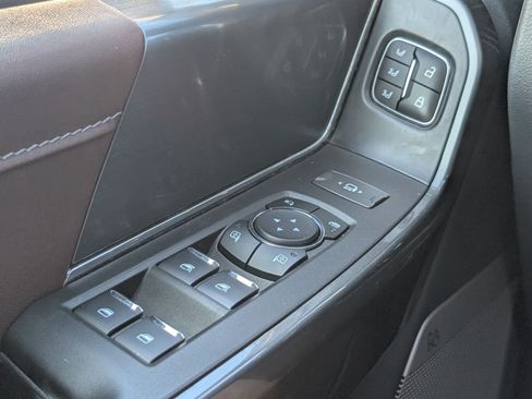 Used 2023 Ford F150 Lariat AWD/4WD image 26