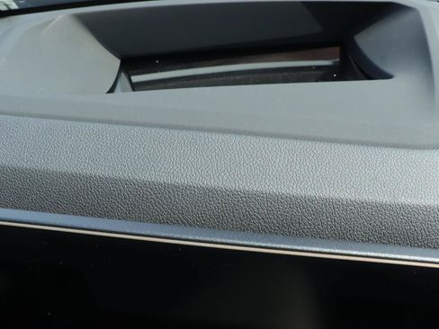 New 2026 BMW 330i Sedan w/ Premium Package RWD image 25