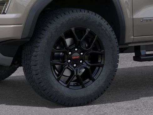 New 2026 GMC Canyon AT4 w/ Technology Plus Package image 9
