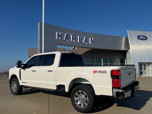 New 2026 Ford F250 Lariat w/ Chrome Package image 3