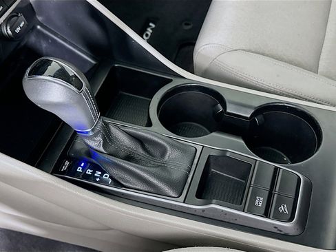 Used 2017 Hyundai Tucson Sport image 24