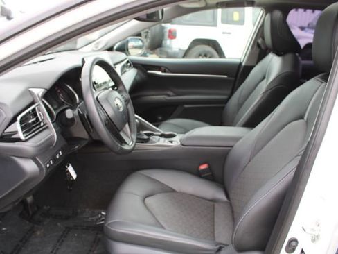 Used 2023 Toyota Camry XSE FWD image 33