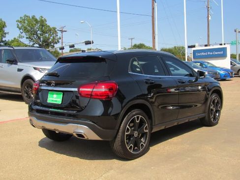 Used 2020 Mercedes-Benz GLA 250 w/ Premium Package image 8