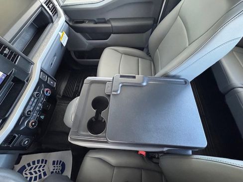 New 2025 Ford F250 XL w/ XL Chrome Package image 8