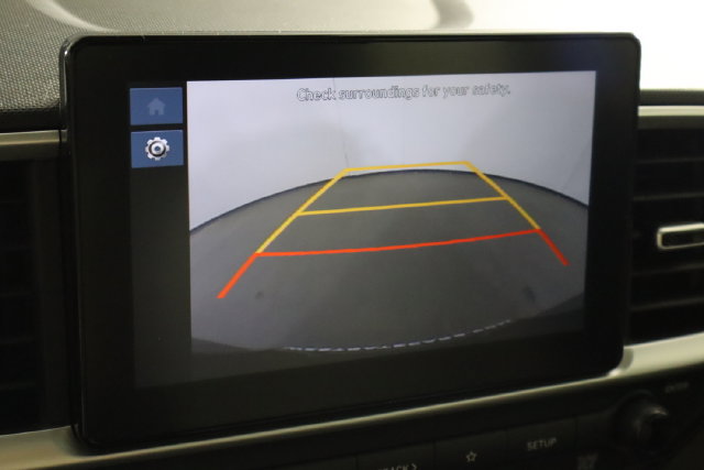 Used 2024 Hyundai Venue SEL FWD image 32