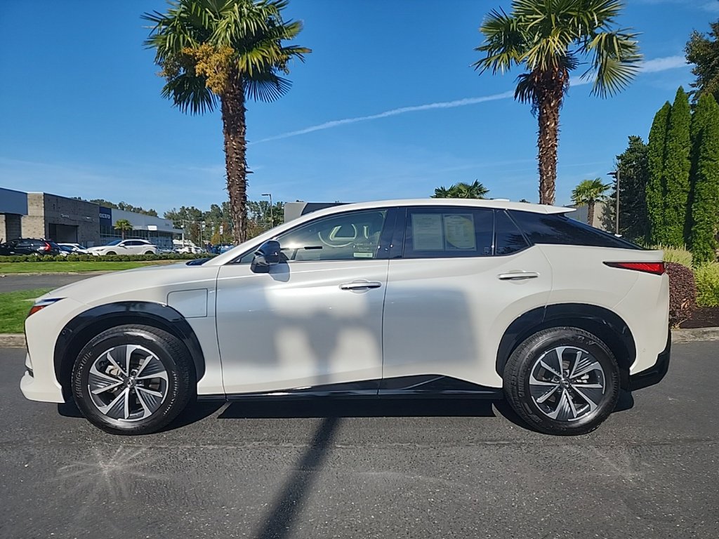 Certified 2024 Lexus RZ 450e Premium w/ Technology Package AWD/4WD image 2