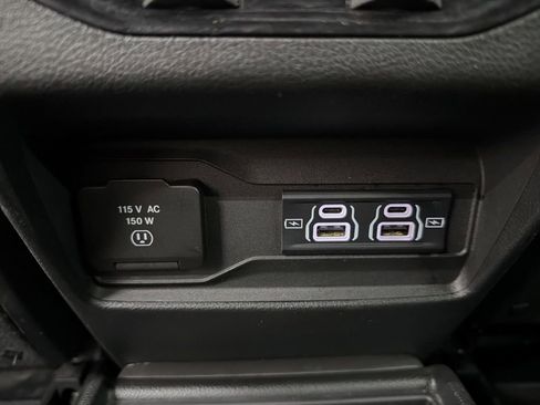 Used 2024 Jeep Grand Cherokee L Limited w/ Luxury Tech Group II image 29