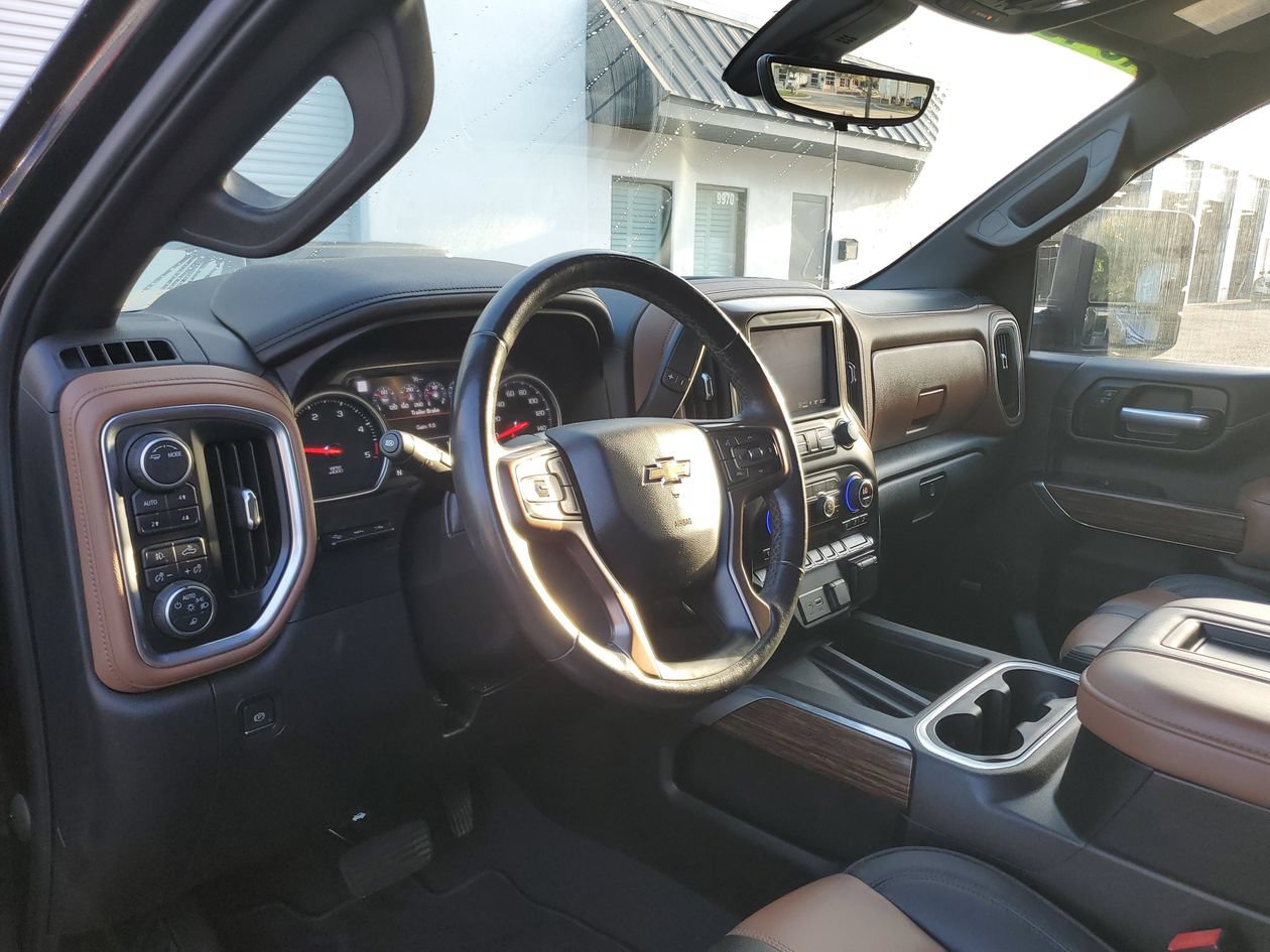 Used 2021 Chevrolet Silverado 3500 High Country w/ Technology Package AWD/4WD image 20