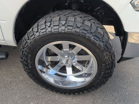 Used 2018 RAM 1500 Classic SLT image 13