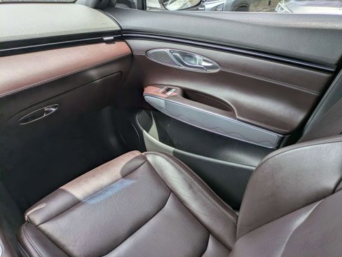 Used 2023 Genesis GV70 2.5T w/ Advanced Package AWD/4WD image 16