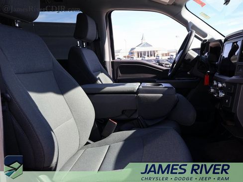 Used 2025 Ford F150 XLT w/ Equipment Group 301A Standard image 9