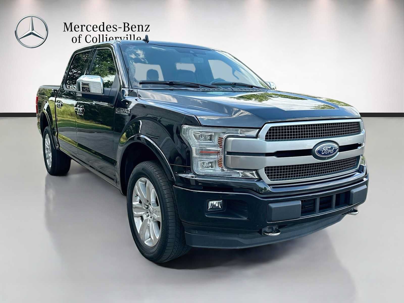 Used 2019 Ford F150 Platinum w/ Equipment Group 701A Luxury AWD/4WD image 3