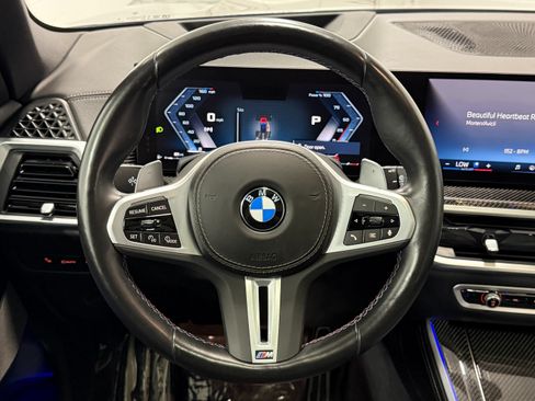Used 2025 BMW X5 M60i AWD/4WD image 22