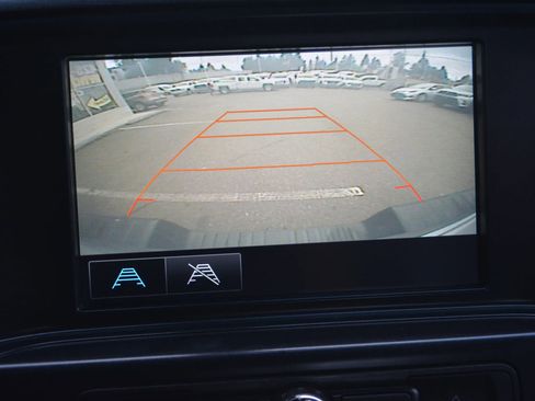 Used 2018 Chevrolet Silverado 1500 W/T w/ Trailering Package image 18