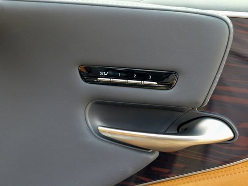Used 2024 Lexus LS 500 AWD w/ Interior Upgrade Package image 34