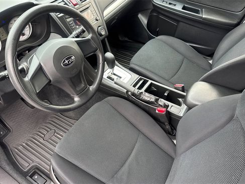 Used 2012 Subaru Impreza 2.0i image 9