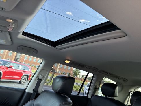 Used 2019 Nissan Armada Platinum w/ Cargo Package AWD/4WD image 19