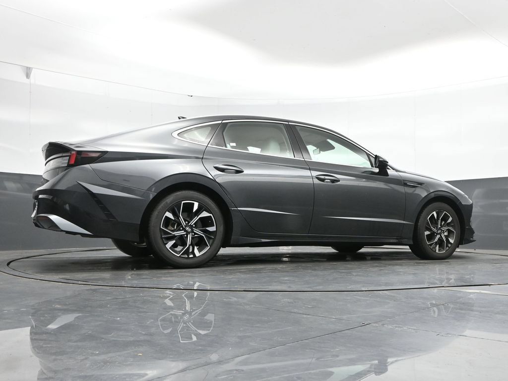 Certified 2025 Hyundai Sonata SEL FWD image 38