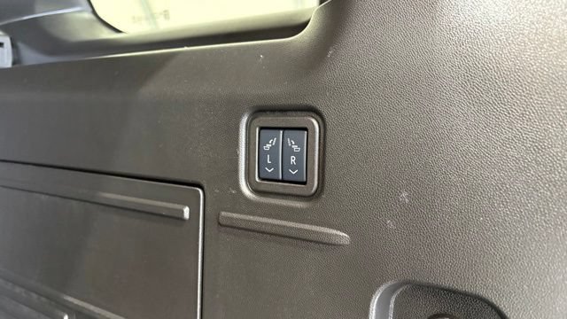 Used 2025 GMC Hummer EV 2X w/ LPO, Cargo Utility Package AWD/4WD image 5