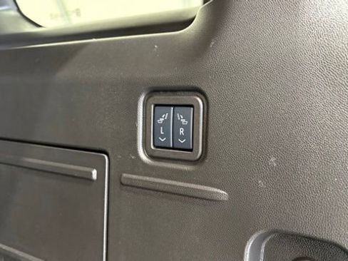 Used 2025 GMC Hummer EV 2X w/ LPO, Cargo Utility Package AWD/4WD image 5