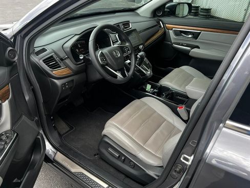 Used 2017 Honda CR-V Touring image 16
