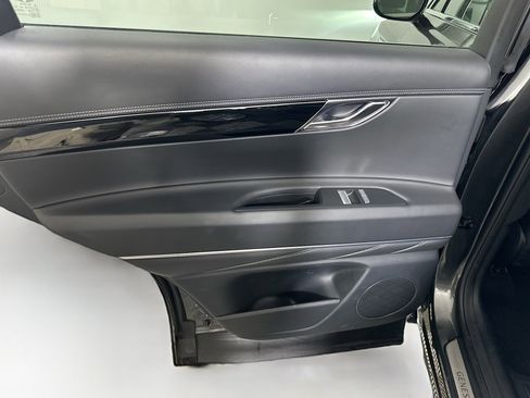 Used 2025 Genesis GV80 2.5T Standard AWD/4WD image 26