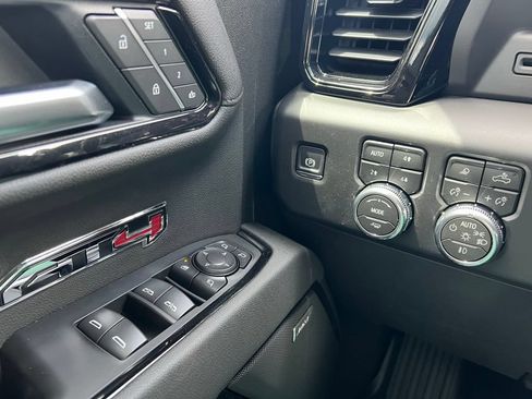 New 2026 GMC Sierra 1500 AT4 w/ AT4 Premium Package AWD/4WD image 15
