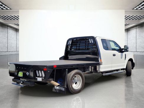 Used 2020 Ford F350 XL w/ Power Equipment Group image 7