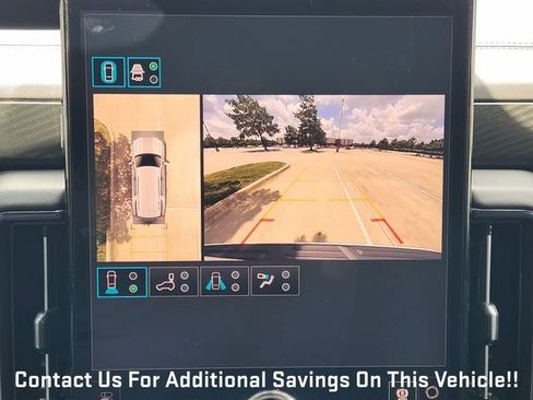 New 2026 GMC Yukon AT4 AWD/4WD image 13