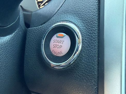 Certified 2018 Nissan Altima 2.5 SR w/ SR Special Edition FWD image 22