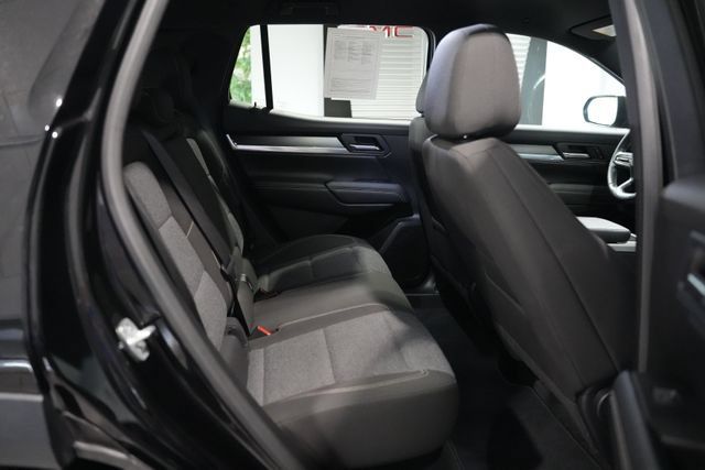 Used 2026 GMC Terrain Elevation AWD/4WD image 16