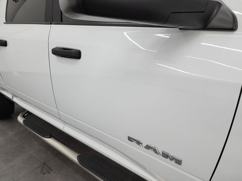 Used 2022 RAM 2500 Big Horn w/ Cold Weather Group image 24