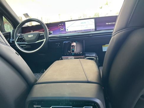 Used 2026 Cadillac Escalade IQL Sport 1 image 34