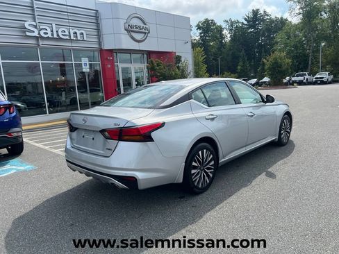 Certified 2024 Nissan Altima 2.5 SV w/ SV Premium Package AWD/4WD image 7